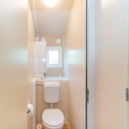 منتزه العطل Mobile Homes Andrija Barak 3*